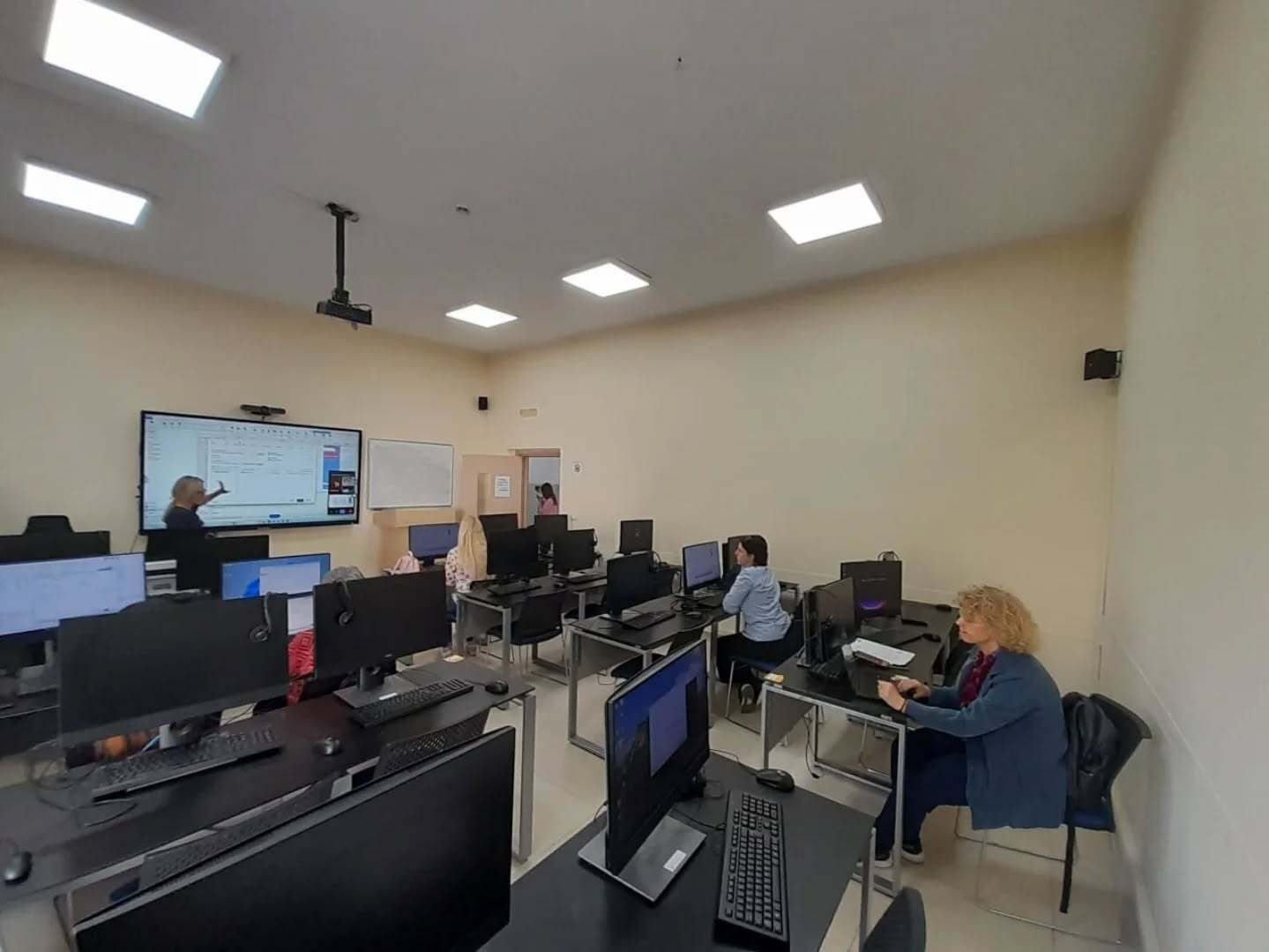 University of Tirana Successfully Organises Micro-Credential Training Programmes on Professional Translation with Trados Studio